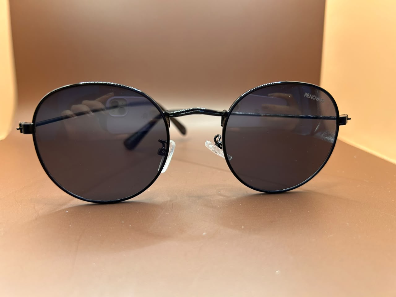 Foto adicional — Óculos de Sol Redondo Vintage - Metal Preto Renovare