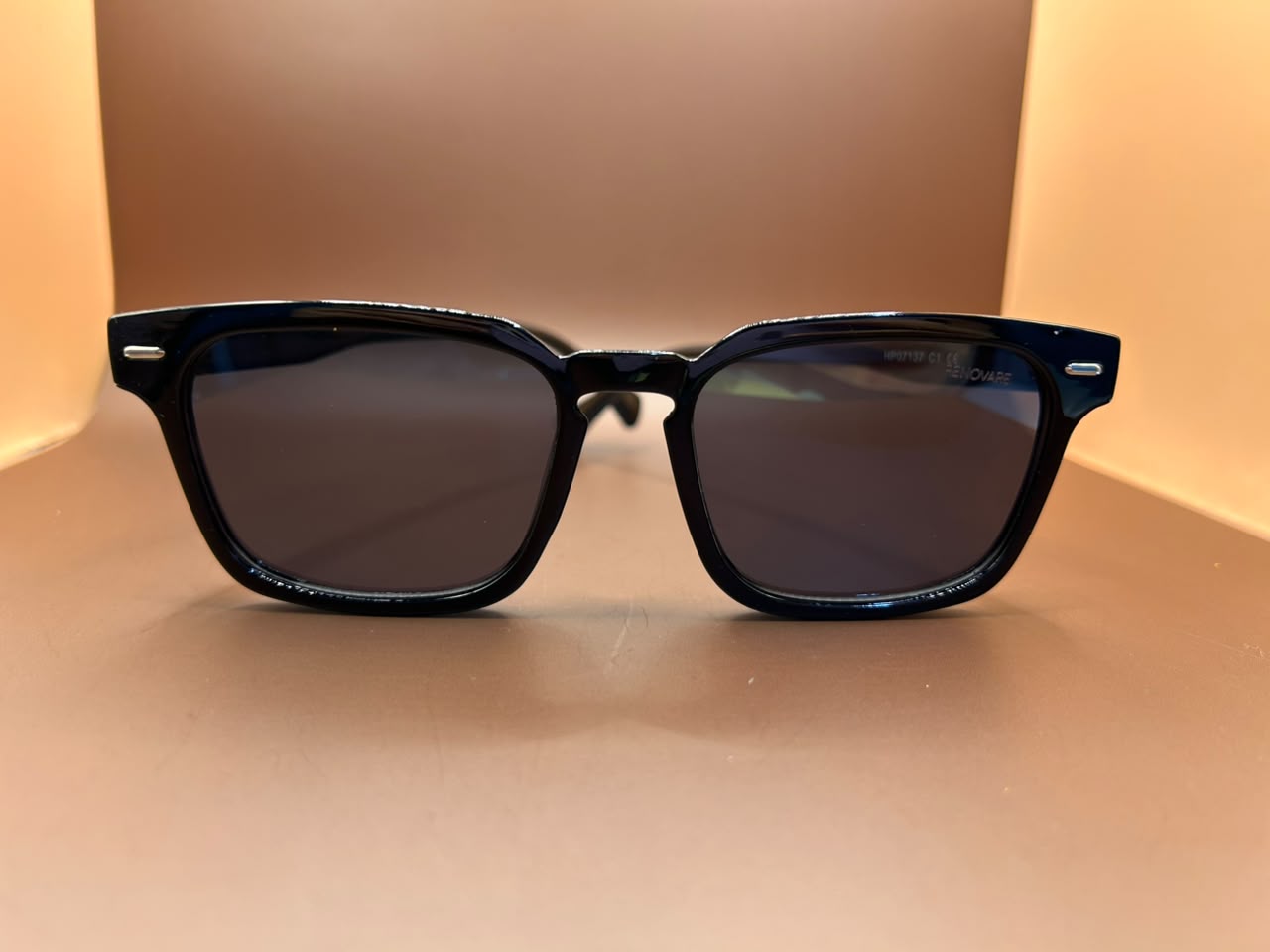 Óculos de Sol Retrô Tartaruga com Lentes Espelhadas